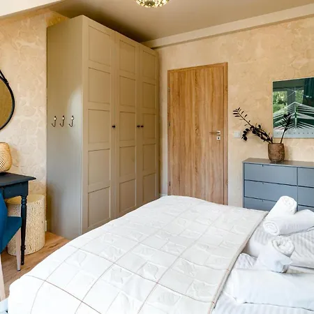 Good Time - Pod Reglami - Centrum